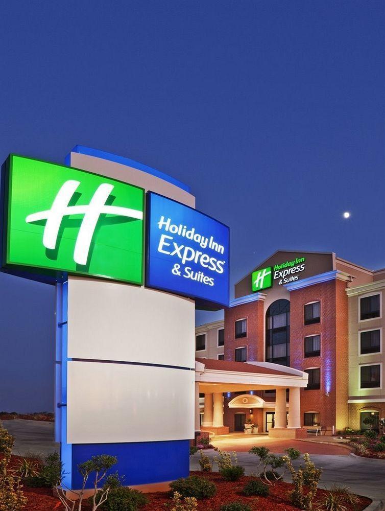 Holiday Inn Express Hotels & Suites Cuero By Ihg Exterior foto
